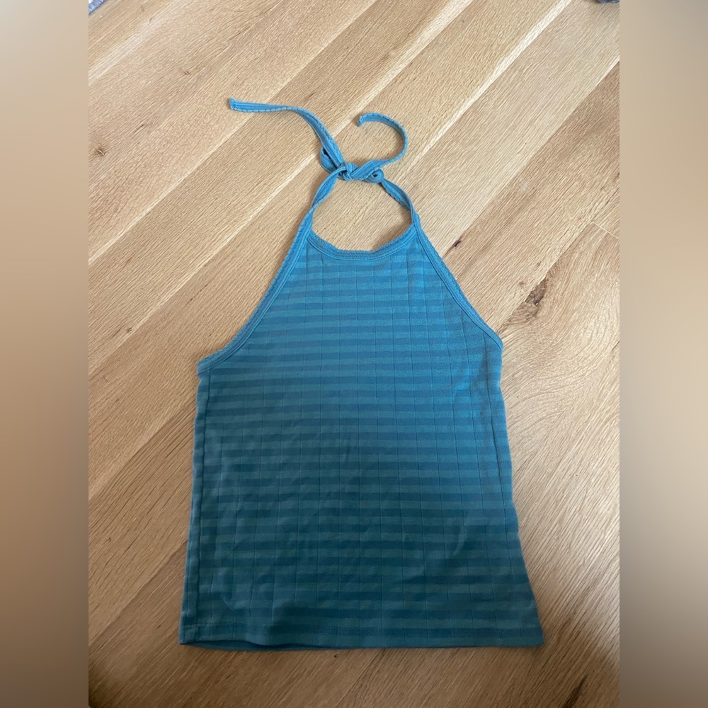 American Eagle tank. Ties in back. Size M